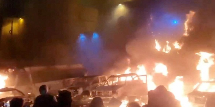 ইরানে সরকারবিরোধী বিক্ষোভ ঘিরে উত্তেজনা, যুক্তরাষ্ট্রের কঠোর হুঁশিয়ারি