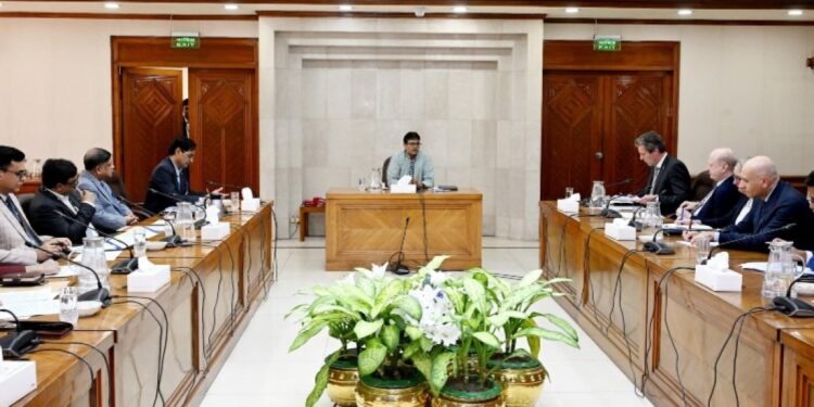 এক দেশেই ৬ হাজার রাজনৈতিক আশ্রয়ের আবেদন, প্রতিদিন ৪০টি ‘অফলোড’