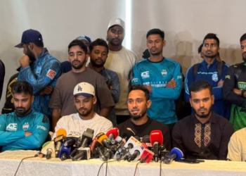 ‘আমরা খেলতে চাই, তবে দাবি মানার পরে’