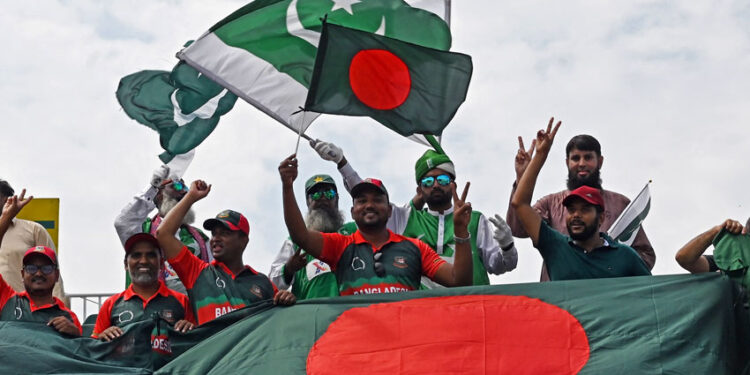 বিশ্বকাপ ইস্যুতে কেন বাংলাদেশের পাশে পাকিস্তান?