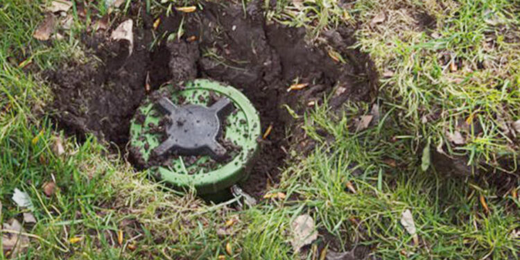 টেকনাফ সীমান্তে মাইন বিস্ফোরণে যুবকের দুই পা বিচ্ছিন্ন