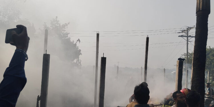 নারায়ণগঞ্জে তুলা কারখানায় ভয়াবহ আগুন