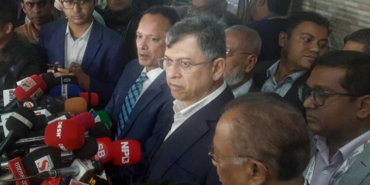 পোস্টাল ব্যালটে অনিয়ম, নির্দিষ্ট দলের পক্ষপাতের অভিযোগ সালাহউদ্দিনের