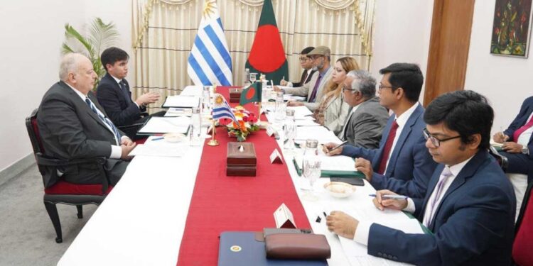 প্রথম রাজনৈতিক পরামর্শক সভা করলো বাংলাদেশ-উরুগুয়ে