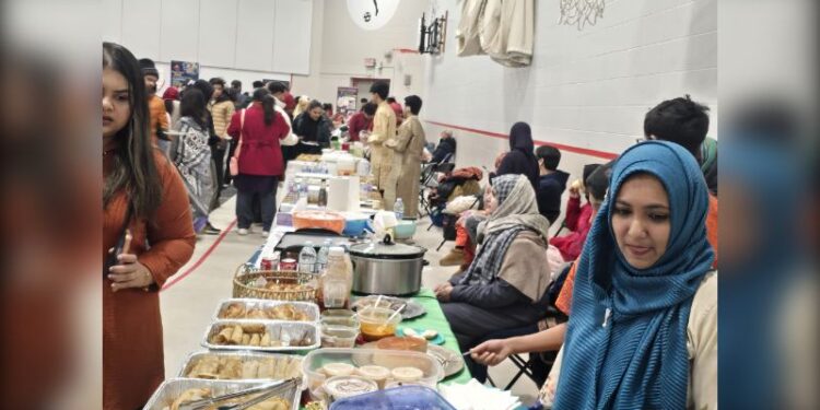 বর্ণাঢ্য আয়োজনে কানাডার সাস্কাটুনে পিঠা উৎসব অনুষ্ঠিত