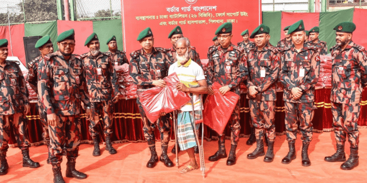বিজিবির উদ্যোগে ৮০০ শীতার্ত মানুষের মাঝে শীতবস্ত্র বিতরণ