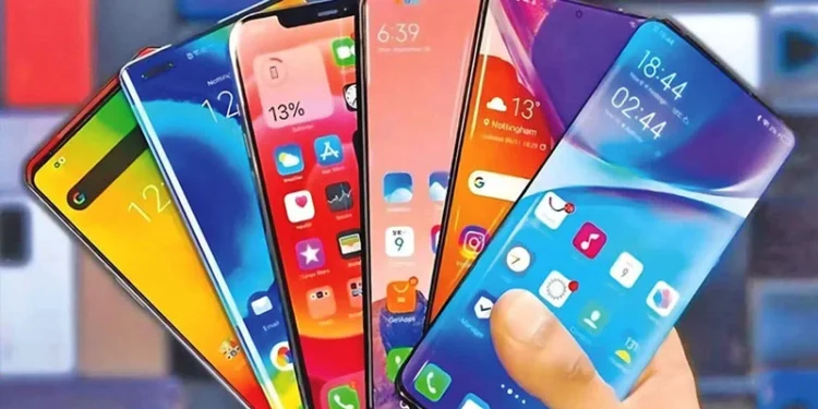 মোবাইলের দাম কমতে পারে ২০ শতাংশ