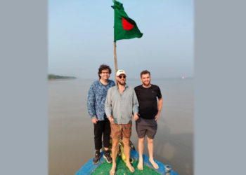 ম্যাংগ্রোভের পথে যাত্রা: প্রকৃতি ও অনুপ্রেরণার চার দিনের অভিজ্ঞতা