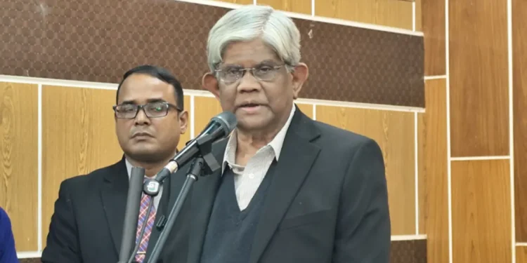 ঢাকা-১৫ ও ১৩: লেভেল প্লেয়িং ফিল্ড নিয়ে প্রার্থীদের উদ্বেগ; আচরণবিধি মানতে ইসির হুঁশিয়ারি