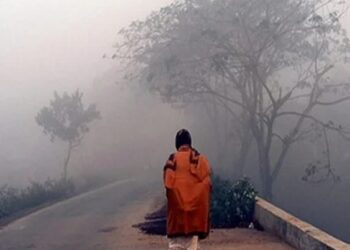 শীতের বিদায়বেলায় ফের কামড়: তাপমাত্রা কমার পূর্বাভাস আবহাওয়া অধিদপ্তরের