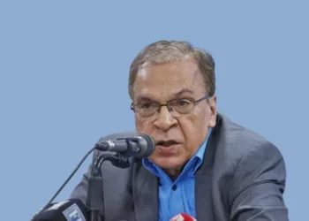 সংস্কারে আমলাতান্ত্রিক আধিপত্যের জয়: অন্তর্বর্তী সরকারের ‘নতি স্বীকার’ দেখছে টিআইবি