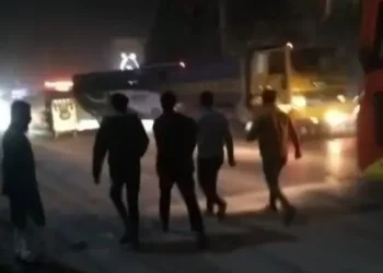 সাংবাদিকদের ওপর হামলা: ১৩ জনের বিরুদ্ধে মামলা, গ্রেফতার ২