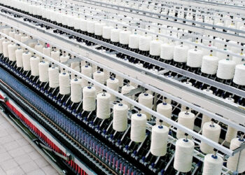 দুই সংগঠনের চাপ, সুতার বন্ড সুবিধা এখনই ‘উঠছে না’