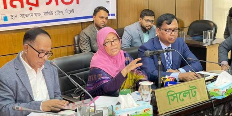 গণভোটে ‘হ্যাঁ’ এর প্রচারণা চালানো রাষ্ট্রের জন্য ‘ফরজে কেফায়া’: স্বাস্থ্য উপদেষ্টা
