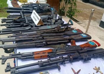 ‘অপারেশন ডেভিল হান্ট’: দুই দফায় গ্রেফতার ৩৫ হাজার হলেও কাটেনি নিরাপত্তা উদ্বেগ