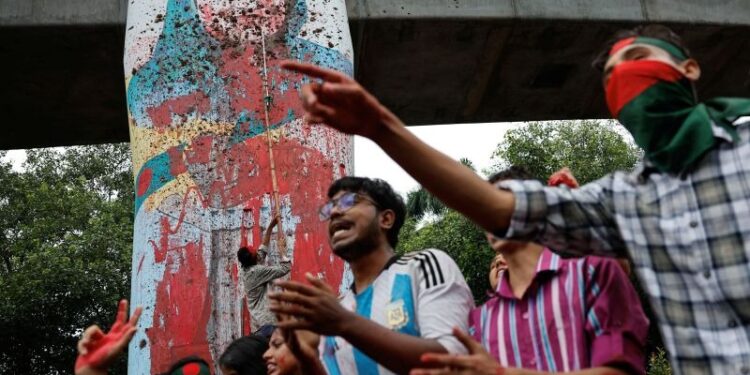 আন্দোলনে জেন-জি জিতলেও নির্বাচনে দাপটে পুরোনো শক্তি