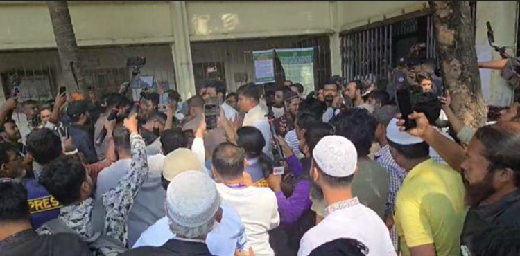 ‘আটকে পড়া’ নাসীরউদ্দিন পাটয়ারীকে উদ্ধার করল সেনাবাহিনী
