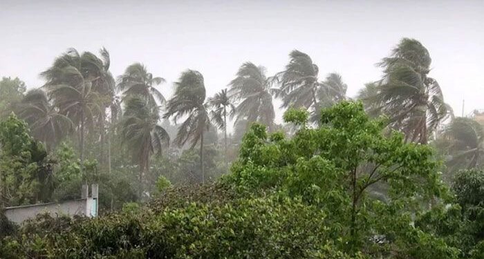 এপ্রিলে তীব্র তাপপ্রবাহ ও ঘূর্ণিঝড়ের আভাস