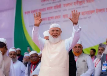 ক্লান্তিহীন ডা. শফিক: নতুন বাংলাদেশ বিনির্মাণে জামায়াতের ঝটিকা প্রচারণা