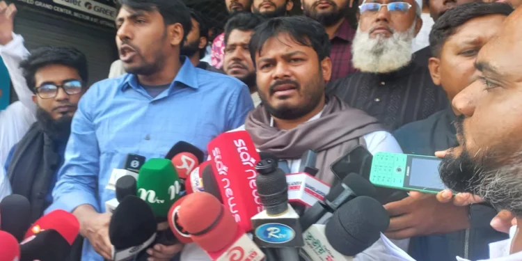 কেন্দ্রগুলো ঘিরে ফেলছে বিএনপির সন্ত্রাসীরা: ঢাকা-১৮ এনসিপি প্রার্থী