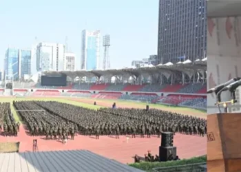 নির্বাচন-গণভোট উপলক্ষে রাজধানীতে সেনাক্যাম্প পরিদর্শন ও মতবিনিময় সভা সেনাপ্রধানের