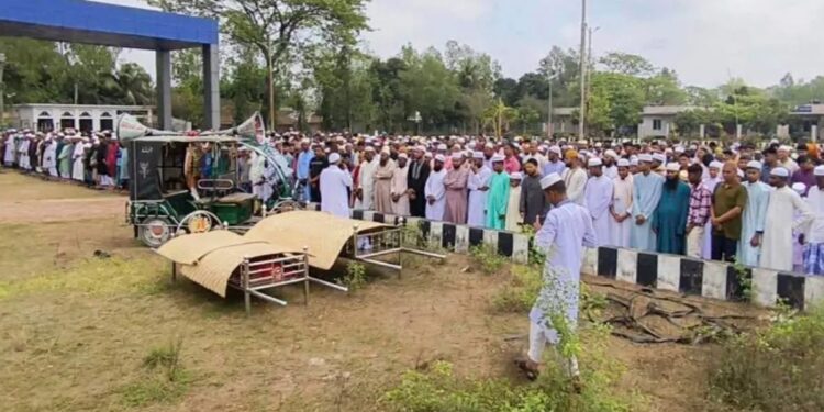 সেতু ভেঙে নিহত ৫ শিশুর দাফন সম্পন্ন, ঘটনার তদন্তে কমিটি গঠন