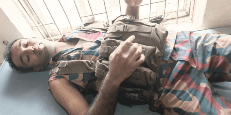 সীমান্তে চোরাচালানবিরোধী অভিযানে সংঘর্ষে বিজিবির ২ সদস্য আহত