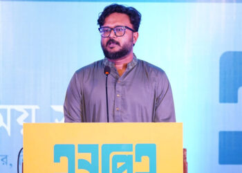 ছাত্রলীগের আমলে ‘জুলাইয়ের ইমাম’ সাদিক কায়েম কোন পরিচয়ে হলে থাকতেন, প্রশ্ন অনিক রায়ের