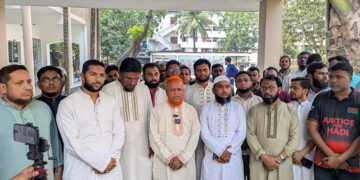 থানার ভেতরে ডাকসু নেতাদের ওপর হামলায় সহযোগীর ভূমিকায় ছিল পুলিশ