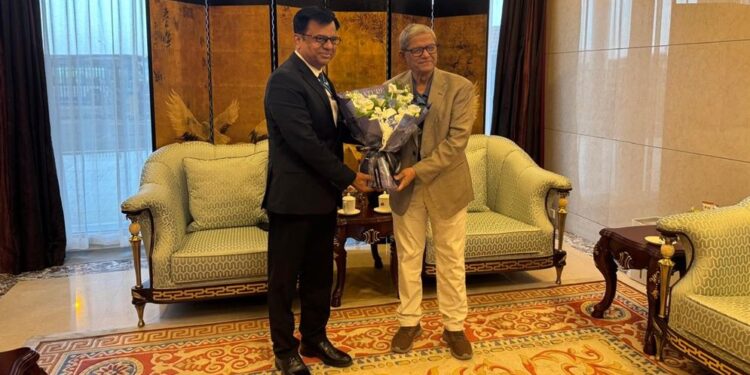 চীনে পৌঁছেছেন মির্জা ফখরুল