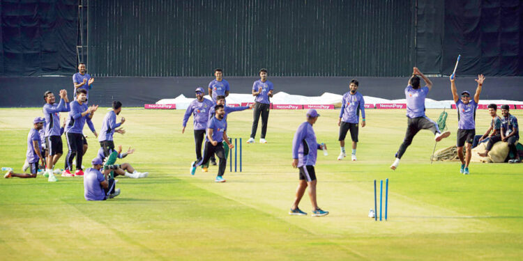 নবাগতদের জন্য টি-টোয়েন্টি দারুণ এক মঞ্চ: মুশতাক আহমেদ