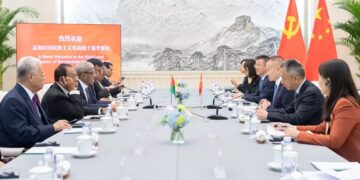 বিএনপি প্রতিনিধিদলের সঙ্গে চীনের শীর্ষ নেতৃত্বের দ্বিপাক্ষিক বৈঠক অনুষ্ঠিত