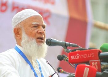 তেলের মূল্যবৃদ্ধি ‘মড়ার উপর খাঁড়ার ঘা’: জামায়াত আমির