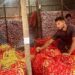 এক মণ পেঁয়াজেও মিলছে না এক কেজি ইলিশ!