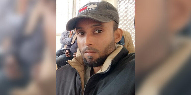 শ্রমিক দল নেতার ইয়াবা সেবনের ভিডিও ভাইরাল, শোকজ