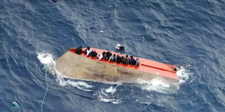 ভূমধ্যসাগরে নৌযান ডুবে ৭০ অভিবাসনপ্রত্যাশী নিখোঁজ