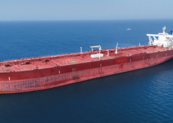 হরমুজ প্রণালিতে নিয়ন্ত্রণ পুনঃপ্রতিষ্ঠার দাবি ইরানের, ‘চাপের কাছে নতি নয়’—হুঁশিয়ারি যুক্তরাষ্ট্রের