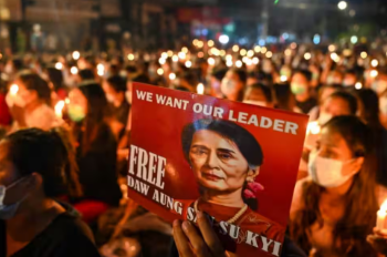 সাবেক প্রেসিডেন্ট মুক্তি পেলেও গণতন্ত্র ফেরার আশা ক্ষীণ মিয়ানমারে