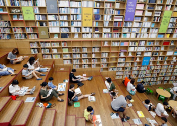 দক্ষিণ কোরিয়ায় নারী লেখকদের নেতৃত্বে সাহিত্যিক পরিবর্তনের ঢেউ