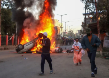 তিন বছর ধরে কেন জ্বলছে মণিপুর?