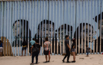 অভিবাসী সাবেক সেনাদের বহিষ্কার আতঙ্ক বাড়ছে