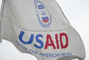 বাংলাদেশে সরকার পরিবর্তন ঘিরে যুক্তরাষ্ট্রের অর্থায়ন নিয়ে নতুন বিতর্ক