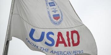 বাংলাদেশে সরকার পরিবর্তন ঘিরে যুক্তরাষ্ট্রের অর্থায়ন নিয়ে নতুন বিতর্ক