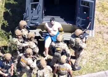 যুক্তরাষ্ট্রে দুই বাংলাদেশি হত্যা: সোয়াটের দুর্ধর্ষ অভিযানে সন্দেহভাজন যুবক আটক