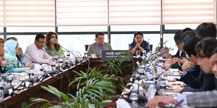 তৃতীয় টার্মিনাল পরিচালনা নিয়ে জাপানের প্রতিনিধিদলের সঙ্গে বৈঠক