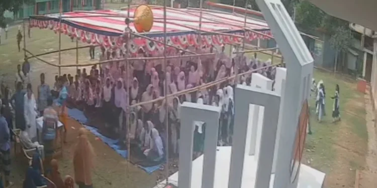 দাওয়াত না পেয়ে অনুষ্ঠান পণ্ড করলেন বিএনপি নেতা, শিক্ষকের কক্ষে তালা