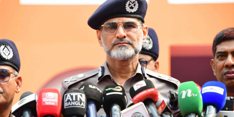 রাজধানীতে ১১ হাজার সিসি ক্যামেরা লাগাবে ডিএমপি