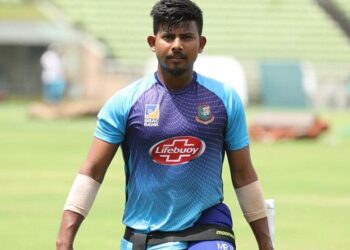 ঘরোয়া ক্রিকেটের বেতন বাড়ানো প্রসঙ্গে যা বললেন মোসাদ্দেক