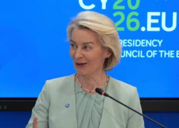 ইরানের ওপর নিষেধাজ্ঞা প্রত্যাহার এখনই নয়: ইইউ প্রধান