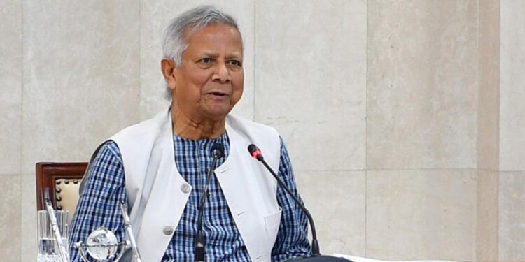 ড. ইউনূসসহ ২৪ জনের দেশত্যাগে নিষেধাজ্ঞা চেয়ে আইনি নোটিশ